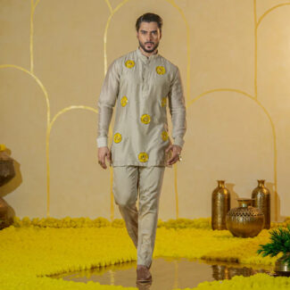 Applique Kurta Set